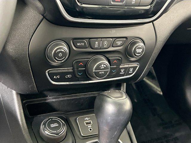 used 2022 Jeep Cherokee car, priced at $23,963