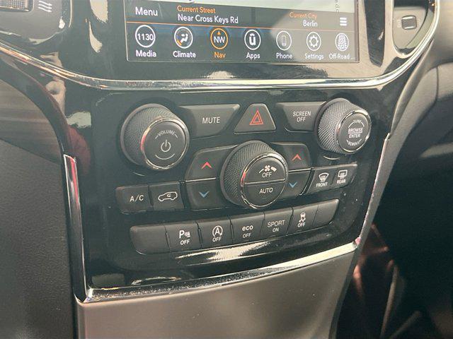 used 2022 Jeep Grand Cherokee car, priced at $25,735