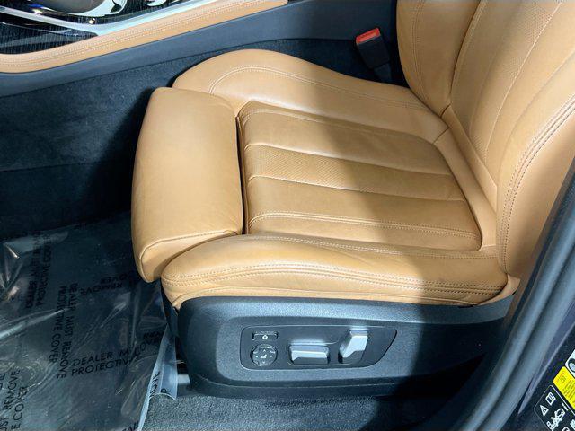 used 2022 BMW X7 car, priced at $59,762