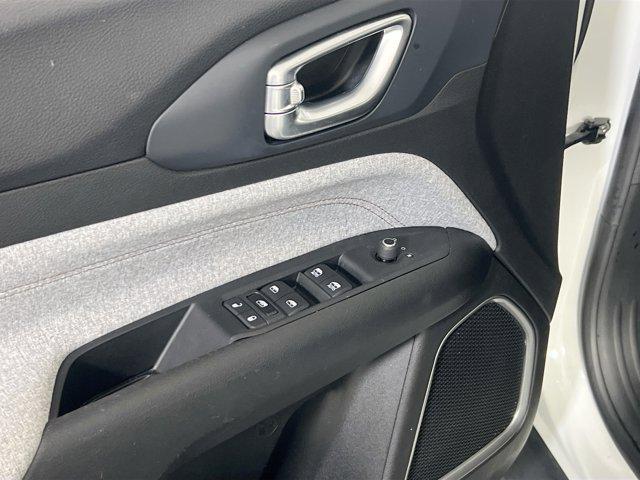 used 2022 Jeep Compass car, priced at $21,337