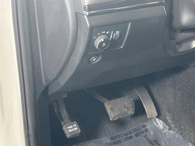 used 2022 Jeep Grand Cherokee car, priced at $26,723