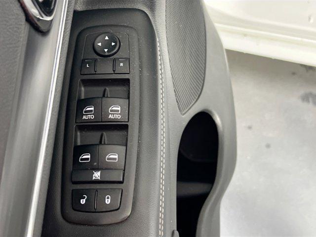 used 2021 Jeep Grand Cherokee car, priced at $28,724