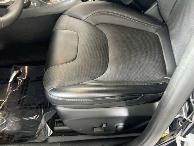used 2022 Jeep Cherokee car, priced at $23,259