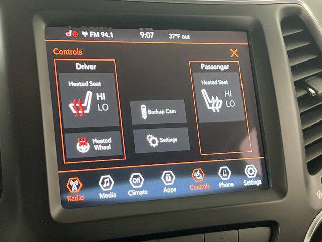 used 2022 Jeep Cherokee car, priced at $23,259