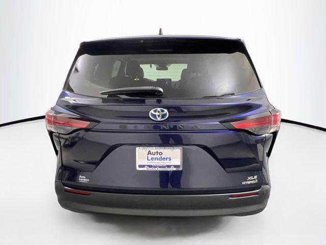 used 2021 Toyota Sienna car, priced at $39,231