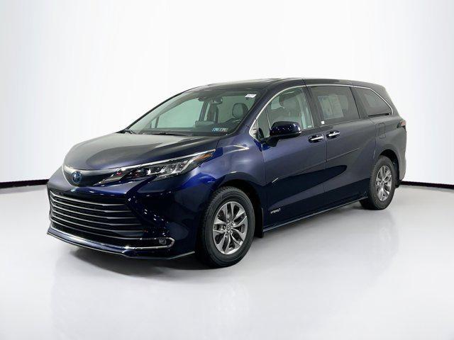 used 2021 Toyota Sienna car, priced at $39,231