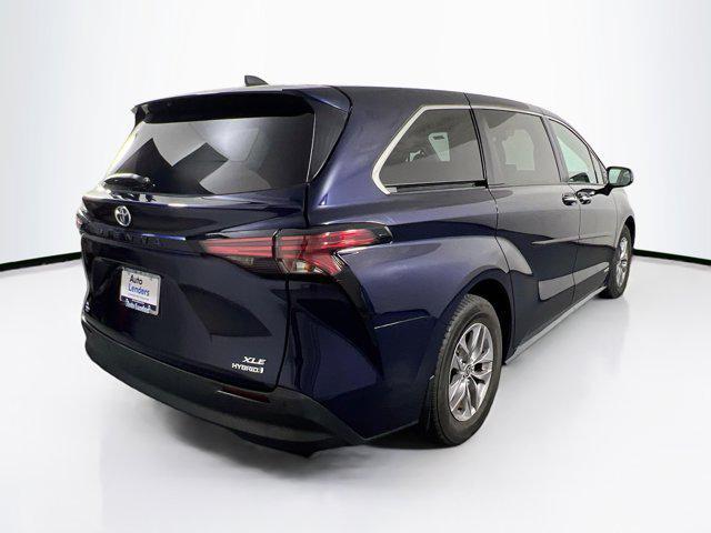 used 2021 Toyota Sienna car, priced at $39,231