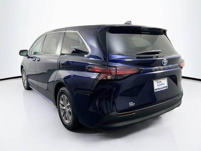 used 2021 Toyota Sienna car, priced at $39,231