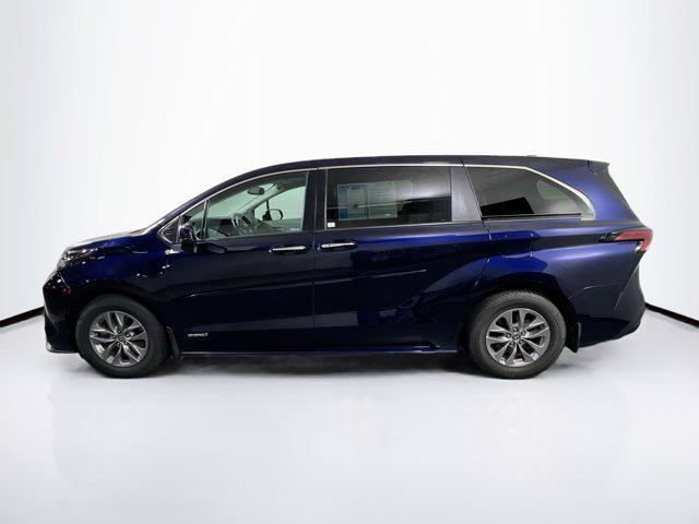 used 2021 Toyota Sienna car, priced at $39,231