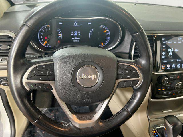 used 2022 Jeep Grand Cherokee car, priced at $22,915
