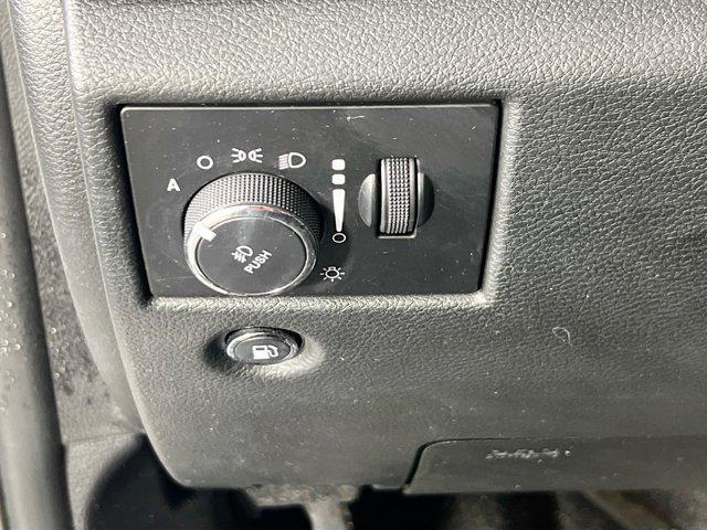 used 2022 Jeep Grand Cherokee car, priced at $28,232