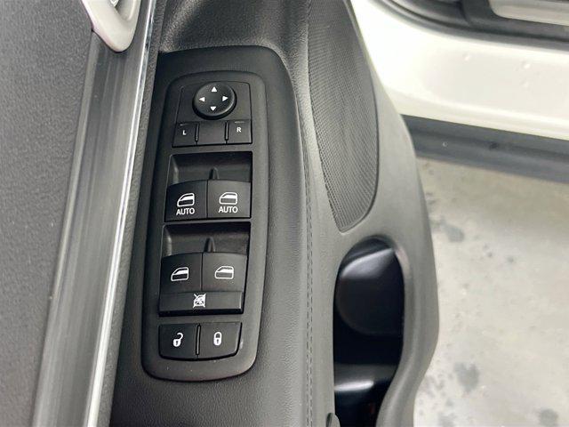 used 2022 Jeep Grand Cherokee car, priced at $28,232