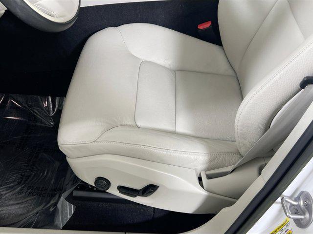 used 2022 Volvo XC60 car, priced at $29,656