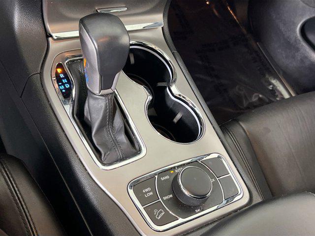 used 2022 Jeep Grand Cherokee car, priced at $29,290