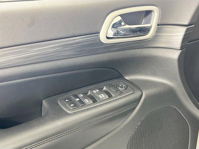 used 2022 Jeep Grand Cherokee car, priced at $25,451