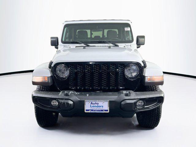 used 2022 Jeep Gladiator car, priced at $33,458