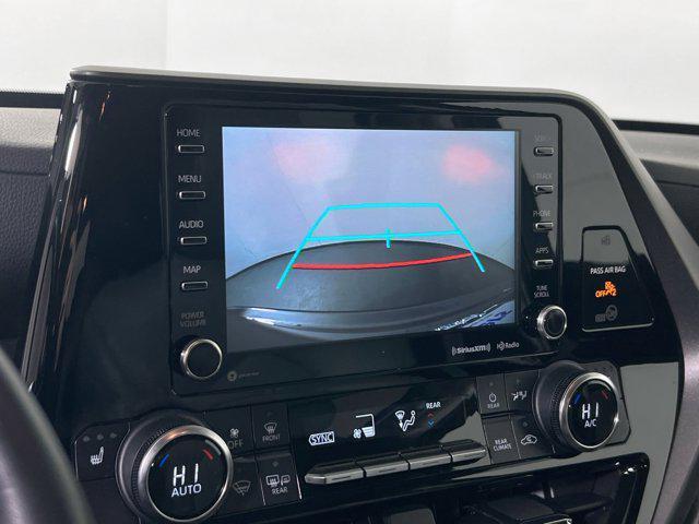 used 2022 Toyota Highlander car, priced at $41,419