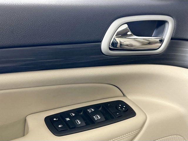 used 2022 Jeep Grand Cherokee car, priced at $26,669