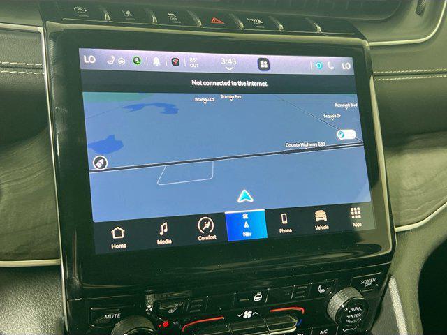 used 2022 Jeep Grand Cherokee car, priced at $34,312
