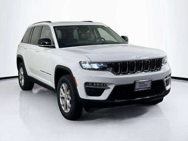 used 2022 Jeep Grand Cherokee car, priced at $34,312