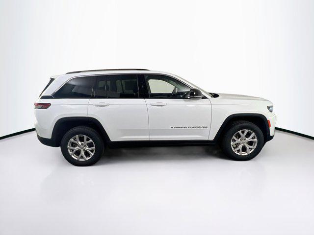 used 2022 Jeep Grand Cherokee car, priced at $34,312