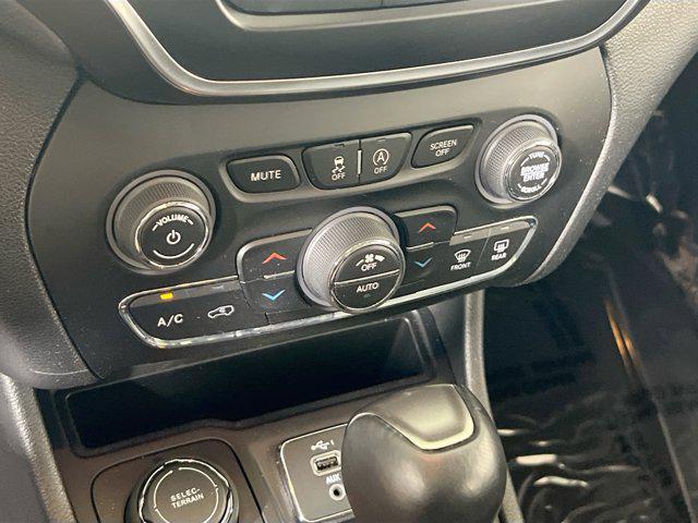 used 2022 Jeep Cherokee car, priced at $22,235