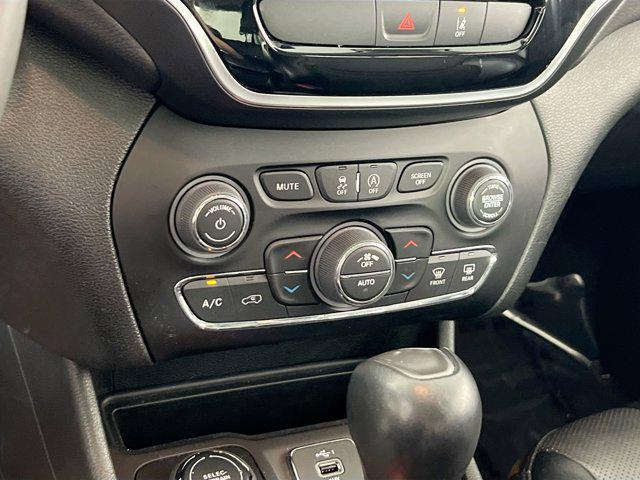 used 2022 Jeep Cherokee car, priced at $24,089