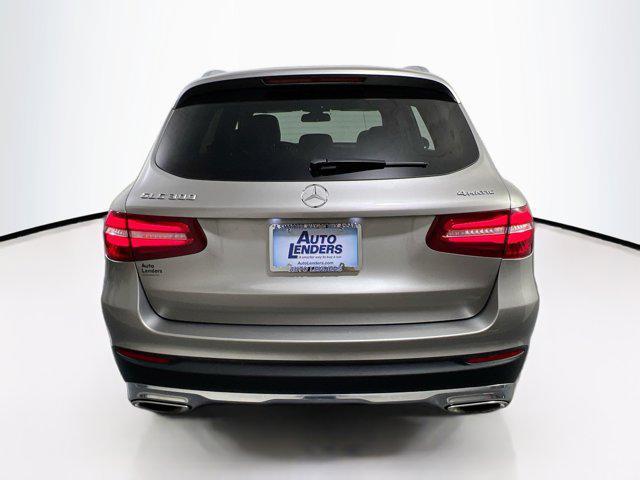 used 2019 Mercedes-Benz GLC 300 car, priced at $23,974