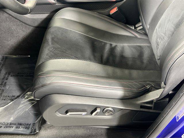 used 2022 Acura MDX car, priced at $41,904