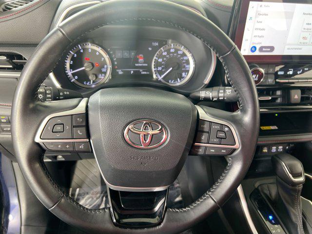 used 2023 Toyota Highlander car, priced at $41,995