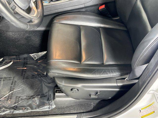 used 2022 Jeep Grand Cherokee car, priced at $29,768