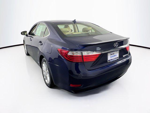 used 2013 Lexus ES 300h car, priced at $19,203