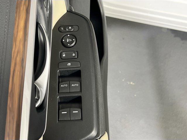 used 2022 Honda CR-V car, priced at $30,261
