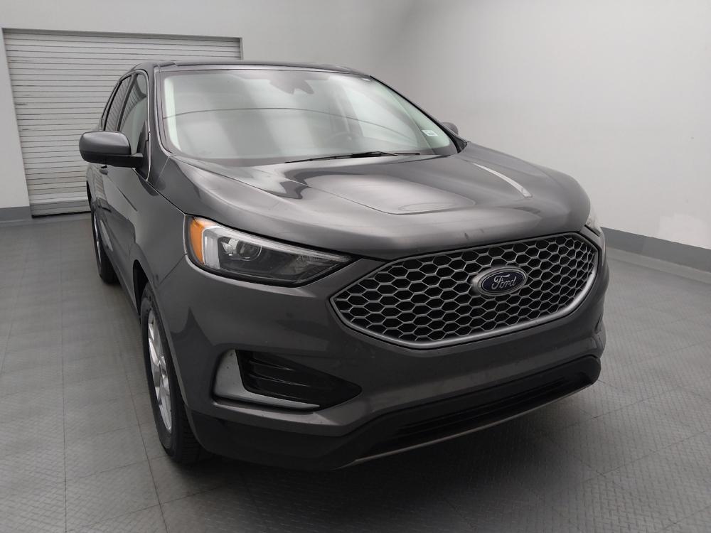 used 2024 Ford Edge car, priced at $24,795
