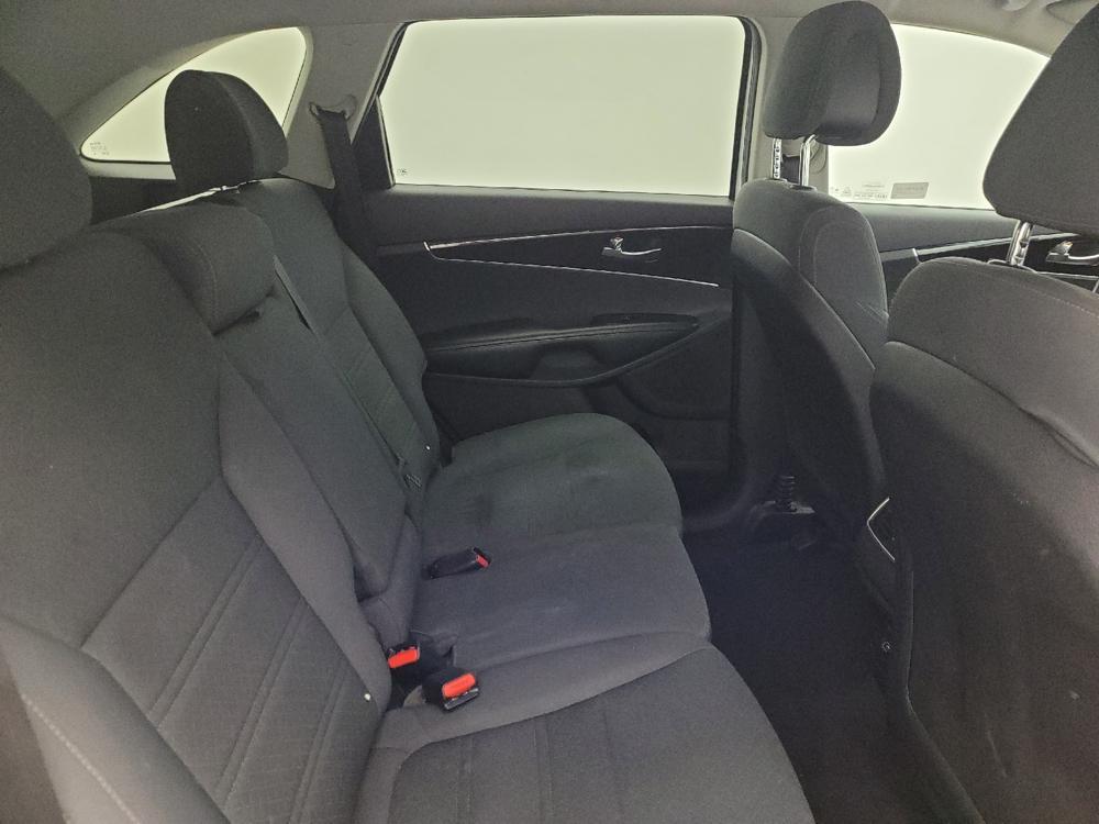 used 2016 Kia Sorento car, priced at $15,895