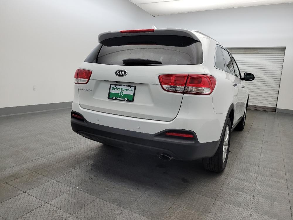 used 2016 Kia Sorento car, priced at $15,895