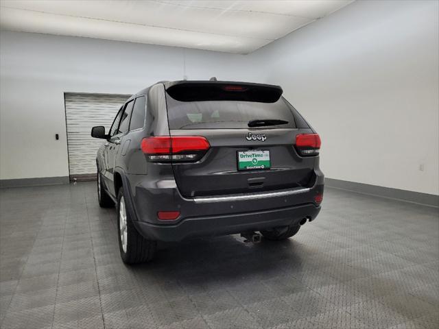 used 2017 Jeep Grand Cherokee car, priced at $19,495