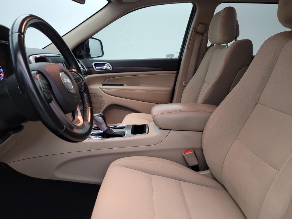 used 2021 Jeep Grand Cherokee car, priced at $22,395
