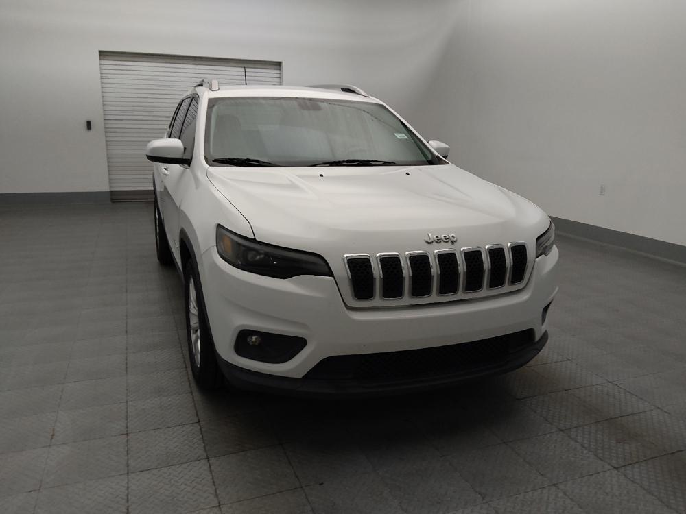 used 2019 Jeep Cherokee car, priced at $15,895