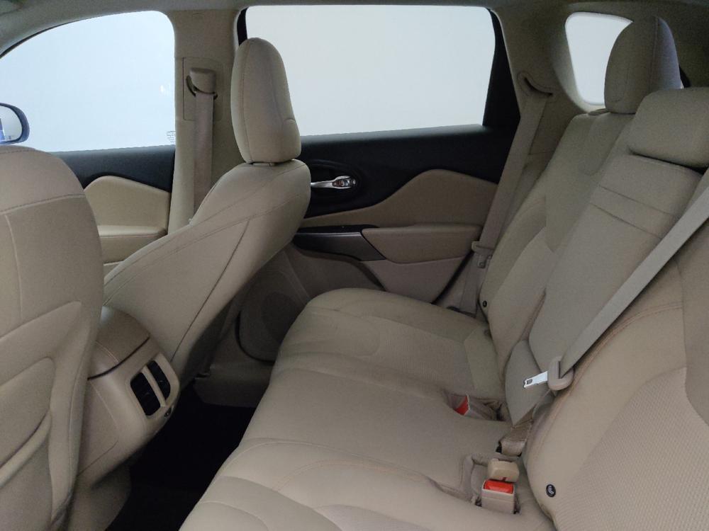 used 2019 Jeep Cherokee car, priced at $15,895