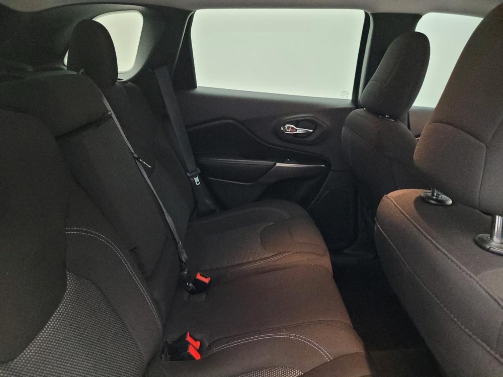 used 2019 Jeep Cherokee car, priced at $17,495