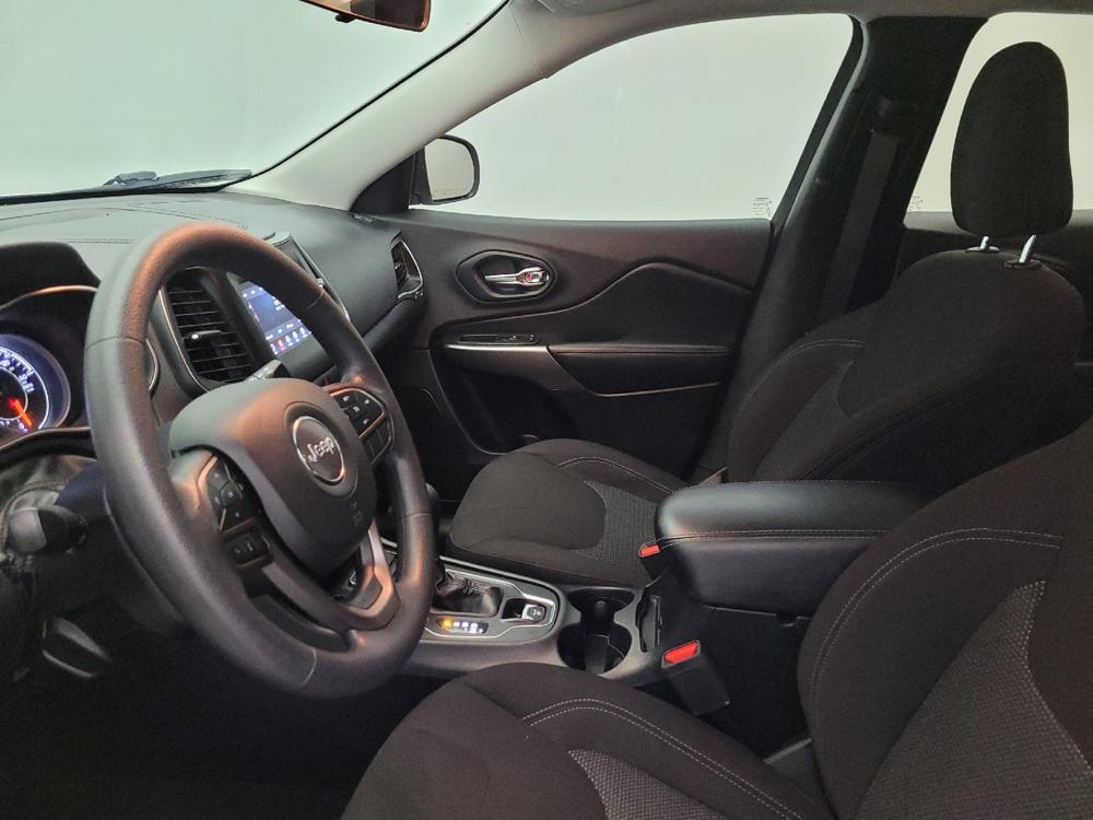 used 2019 Jeep Cherokee car, priced at $17,495