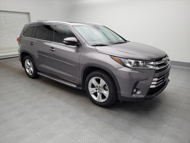 used 2019 Toyota Highlander car, priced at $27,995