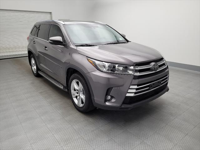 used 2019 Toyota Highlander car, priced at $27,995