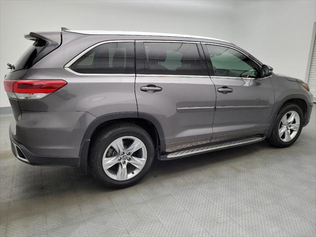 used 2019 Toyota Highlander car, priced at $27,995