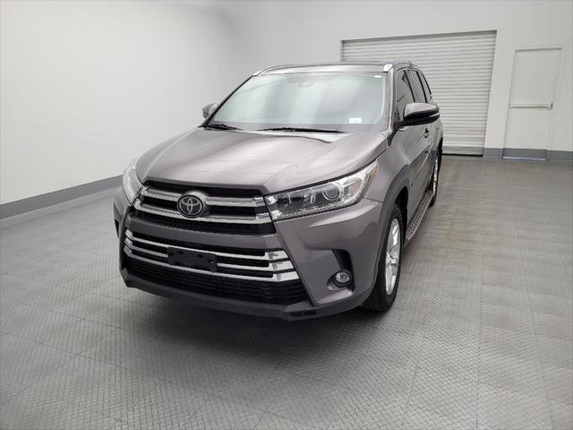 used 2019 Toyota Highlander car, priced at $27,995