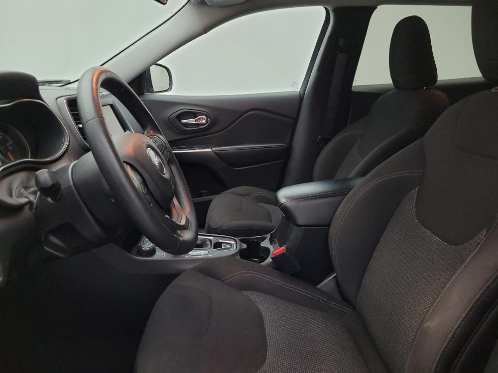 used 2019 Jeep Cherokee car, priced at $20,995