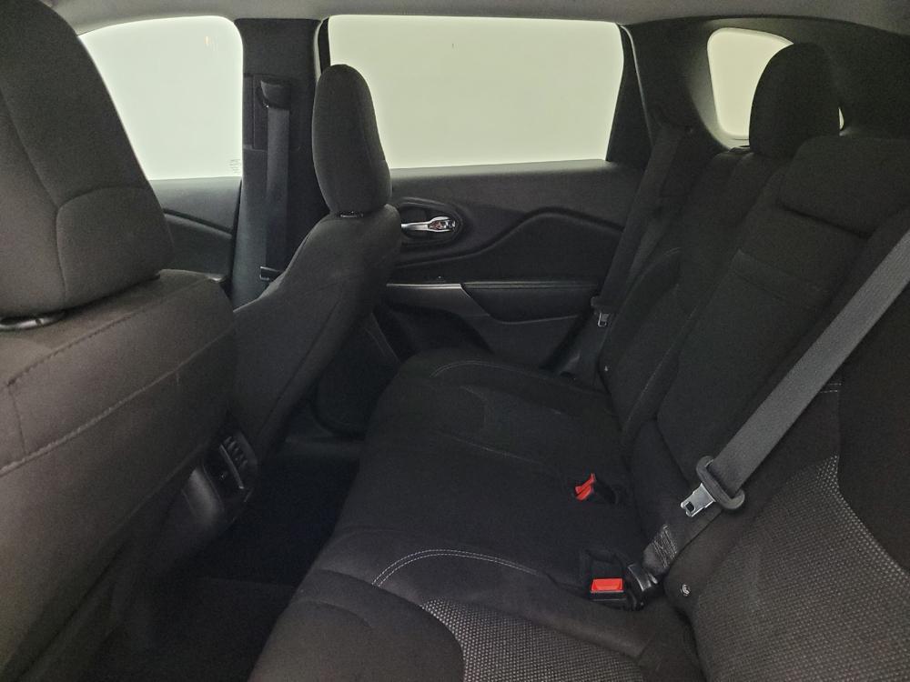 used 2019 Jeep Cherokee car, priced at $18,795