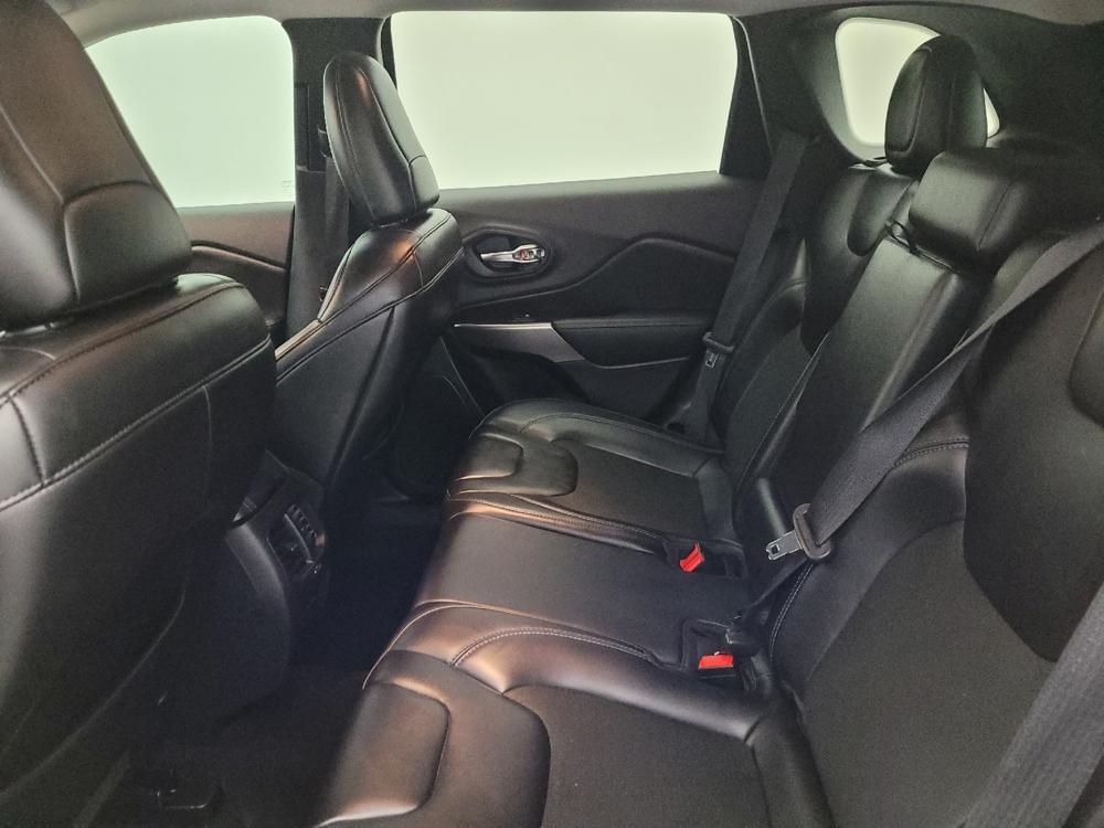 used 2019 Jeep Cherokee car, priced at $16,395