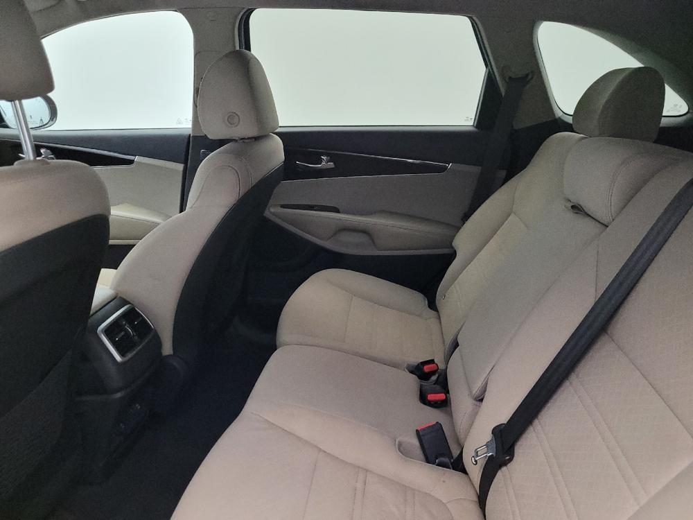 used 2020 Kia Sorento car, priced at $18,795